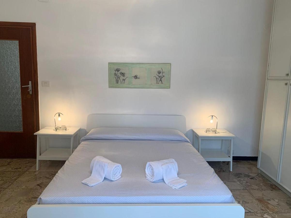 Casa Vacanza! A 50M Dal Mare! Bordighera Exterior foto
